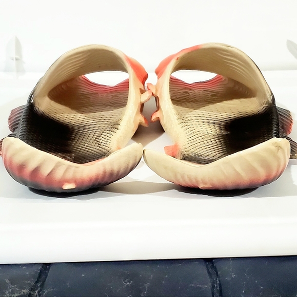 KELEE BRAND FISH FLIP FLOPS. MENS Sz10.5 (44) NON SLIP FISH FLOPS!! LIKE NEW! - Picture 2 of 9